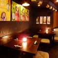 入口部分はこじんまりとして半個室のような空間。呼び鈴もあるのでご安心ください♪開放感溢れる店内ですが、プライベート感がちょっとほしい時には、半個室のようなお席もご用意しております。特別な方との接待やお食事にもご利用いただけます☆御用の際は呼び鈴を押していただけるとスタッフが参ります☆