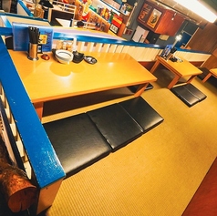 ロフト上の座敷はお店が全体見渡せる特別感★