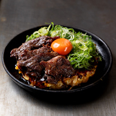 お好み焼きはオーダーを頂いてから焼き始めます。作り置きを絶対にしないのが創業当時からのこだわりです。