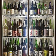 約30種類の日本酒を飲み放題で♪