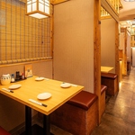 2名様より。光と影が彩る上質な個室で、日常を忘れる贅沢なひとときを心ゆくまでお愉しみください。