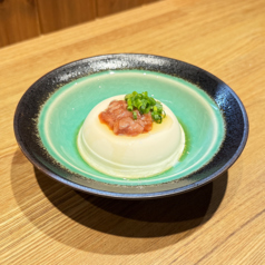 道産大豆100％の冷奴　酒盗のせ