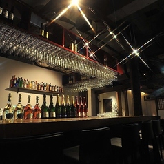 お一人様でも気軽にご利用いただけるカウンター席をご用意。お仕事終わりのサク飲みやデート利用におすすめ◎