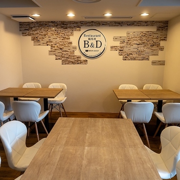 幌馬車 B&D ビーアンドディーの雰囲気1