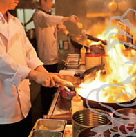 本場の料理人が腕を振るう本格四川料理をご堪能ください