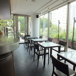 スタイリッシュな空間は最大120名様まで貸し切りのパーティーが可能◎結婚式の2次会などに人気です！