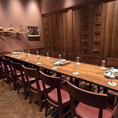 【15～20名様の個室】各種ご宴会に◎秋葉原駅前の良アクセス◎ご宴会におすすめ♪昼飲みも人気です。周りを気にせず、ゆったり寛げる扉付きの個室!!15～20名様までOK♪　#秋葉原 #居酒屋 &nbsp;#レストラン #同窓会 #忘年会 #新年会 #二次会 #記念日 #誕生日 #デート #個室 #飲み放題 #洋食 #ランチ #昼飲み #昼宴会 #女子会