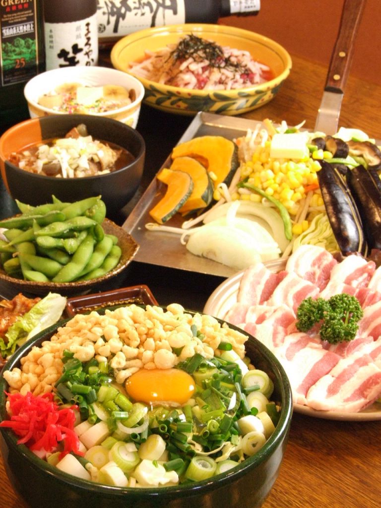 自慢のお好み焼きやもんじゃ焼き、鉄板焼き等、何度来ても飽きさせない魅力がここに♪