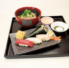 《温/冷》かけ蕎麦(小)と鮨セット