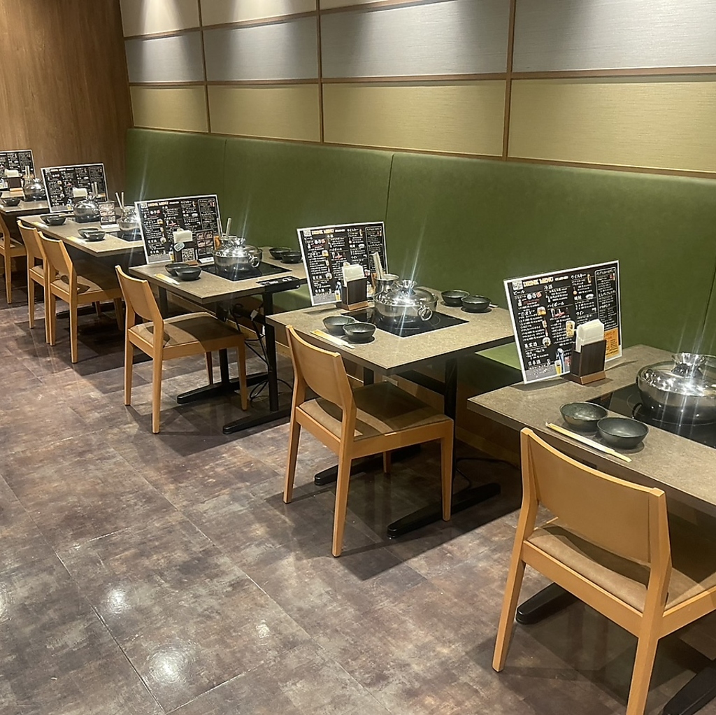 お１人様でも気軽に入店可能（１日に１０組以上はお１人様来店です）