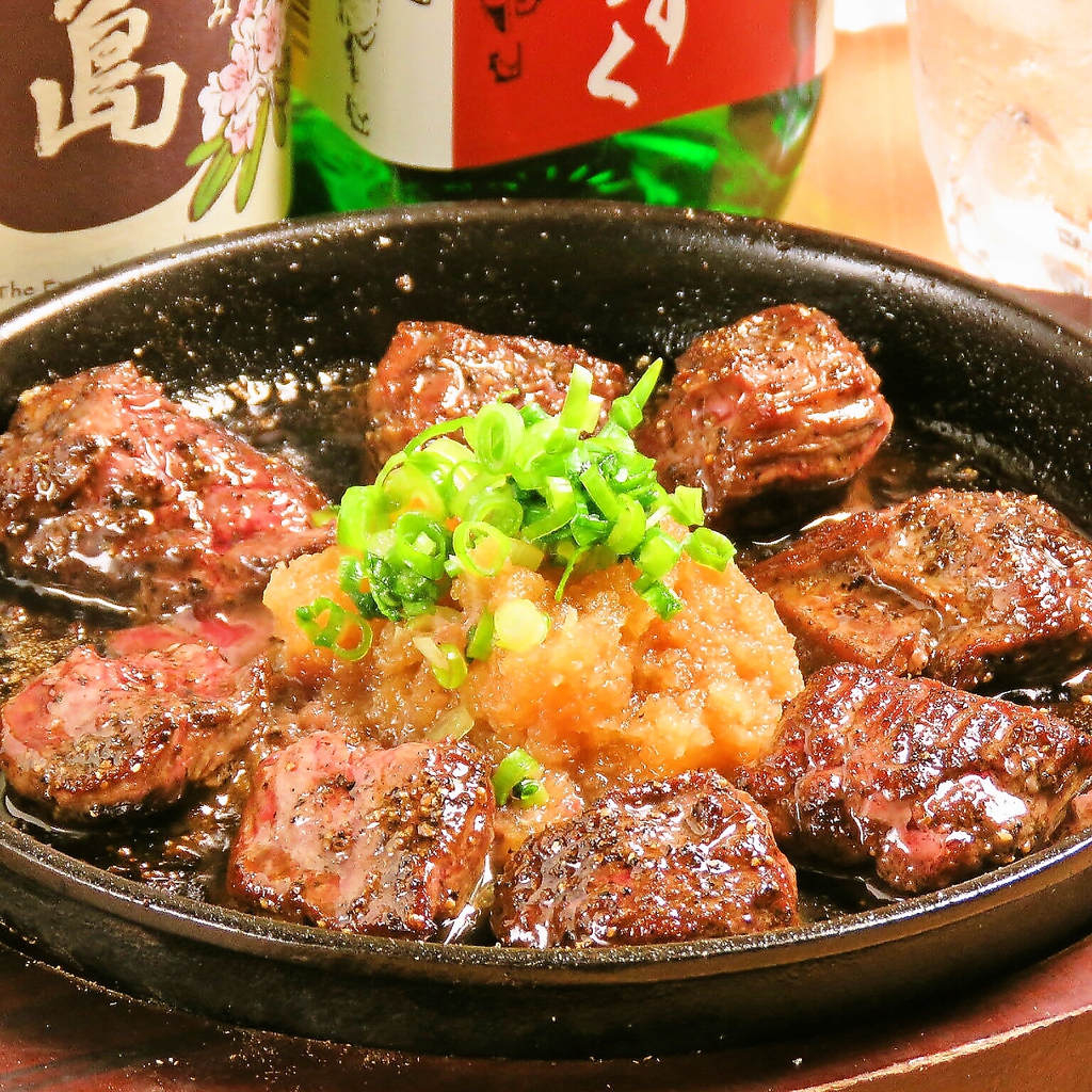 常連さんに人気のサイコロステーキは天狗にきたら必ず食べて下さい！ジューシーで旨みたっぷり♪