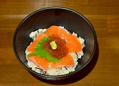 サーモン・いくら丼