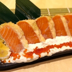 サーモンレア天ぷらタルタルいくらのせ