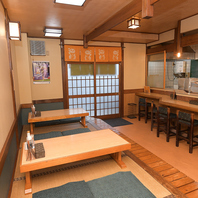 【木の温もりと昭和レトロ】