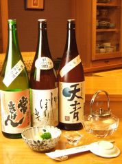 日本酒は2週毎に銘柄が変わります