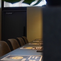 居心地の良いカウンター席で、贅沢なカフェタイムを♪