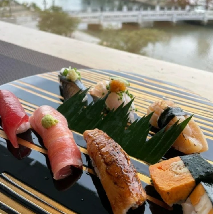 『鮨 広島あじろや 本店』のにぎり