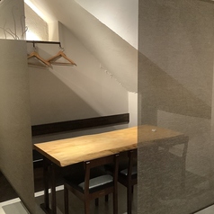 テーブル席になります。