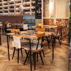 友安製作所 カフェ Cafe 浅草橋店の雰囲気3