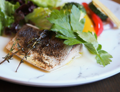 シェフ厳選魚のコンフィランチ ※魚は日によって変わります