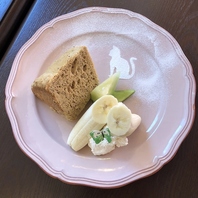 手作りシフォンケーキきび砂糖を使用/甘さ控え目