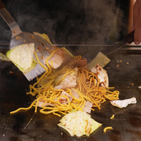 『五感で楽しめる』鉄板焼きのパフォーマンス