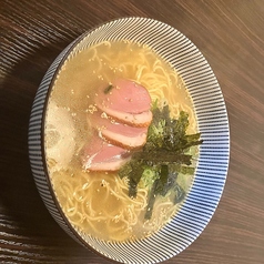 鶏ガラ塩ラーメン