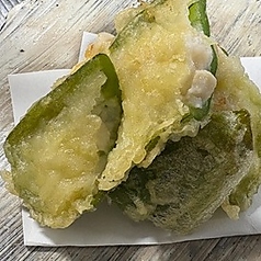 万願寺唐辛子の小柱詰め揚げ