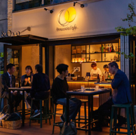 時間と共に表情を変える「&Ovo」の洗練された空間。