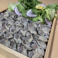 牡蠣と鉄板料理酒場 まめの特集写真