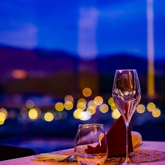 THE MOMENT ザ モーメントの特集写真