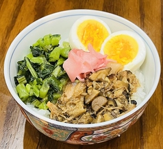 魯肉飯（ルーローハン）