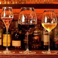 グラスワインはフランスの自然派を中心に日々変わる20種類以上ご用意！
