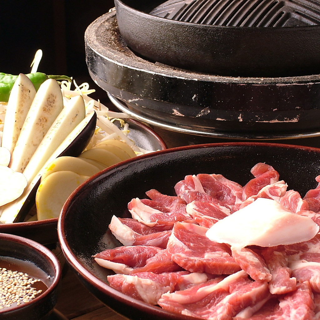 上質の生ラム、新鮮野菜。今までのジンギスカンの概念が変わります。