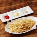 料理メニュー写真 細切りフライドポテト　（レギュラー）