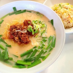 とんこつ台湾ラーメン＋炒飯