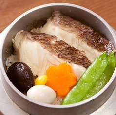 真鯛の釜めし