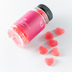 CBDグミ　(Cherry Hearts 9.3mg of CBD/465mg per bottle)