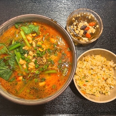 旨辛担々麺と小チャーハン定食