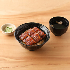 うな丼 （うな丼・吸物・漬物）