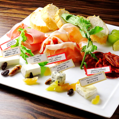 ACORN 新宿東宝ビル店の特集写真