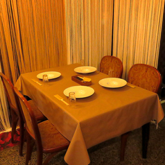 テーブル4名×1席/ゆったりしたお席でご家族でのご利用に最適♪