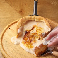 「チーズと何か」をコンセプトに日本産チーズも取り扱い