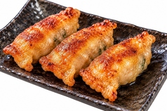 鶏皮餃子 3本