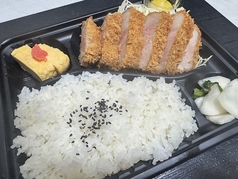 厚切りトンカツ弁当