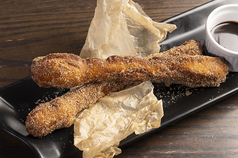 自家製チュロスとあたたかいチョコラテ