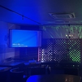 プロジェクター完備♪パーティーや宴会や余興などで映像を楽しむことも可能です。