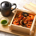 料理メニュー写真&nbsp;パエリア風蒸籠蒸しご飯《2～3人前》