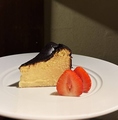 料理メニュー写真&nbsp;バスクチーズケーキ