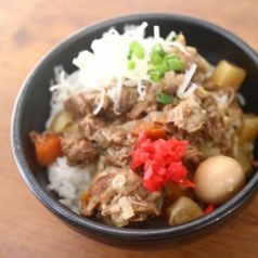 とろ旨 牛すじ丼